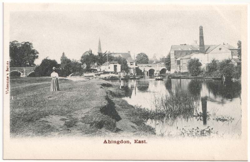 The front of an old postcard. The postcard is of Abingdon: The Bridge