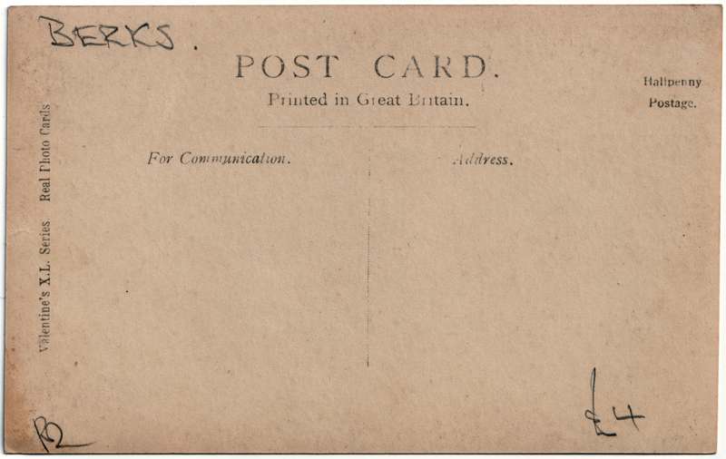 The reverse of an old postcard. The postcard is of Abingdon: Albert Park and Abingdon School